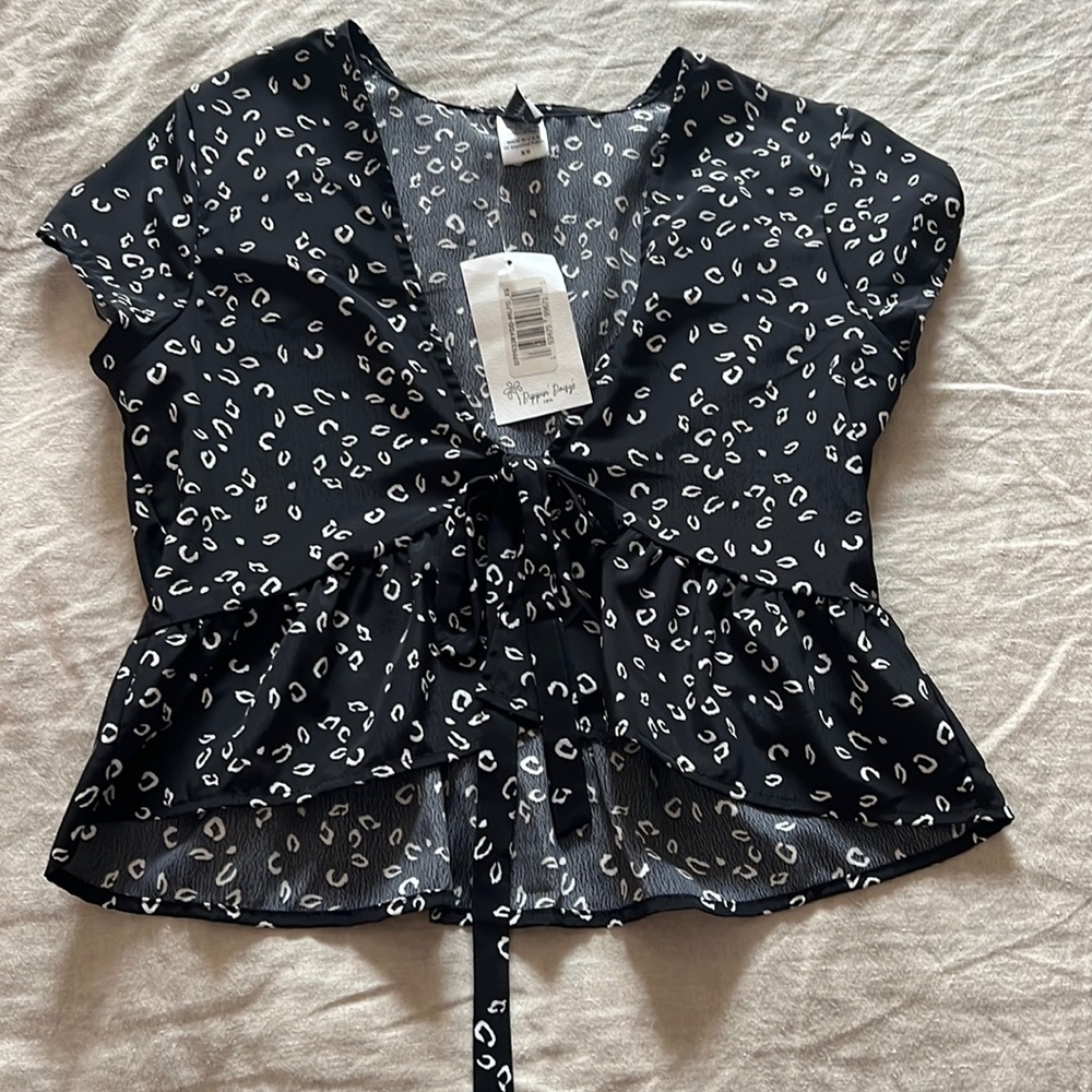 Never used cropped top animal print